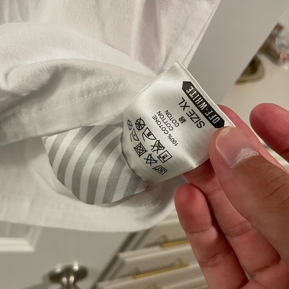 OFF-WHITE WOMENS BART TEE - Picture 5 of 6